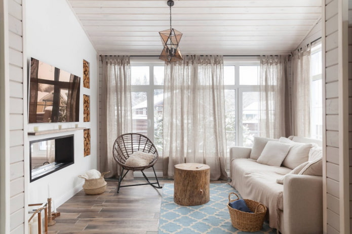 маленькая гостиная в скандинавском стиле в интерьере дома