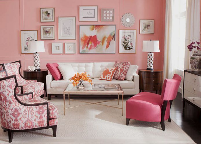 интерьер гостиной в розовых тонах