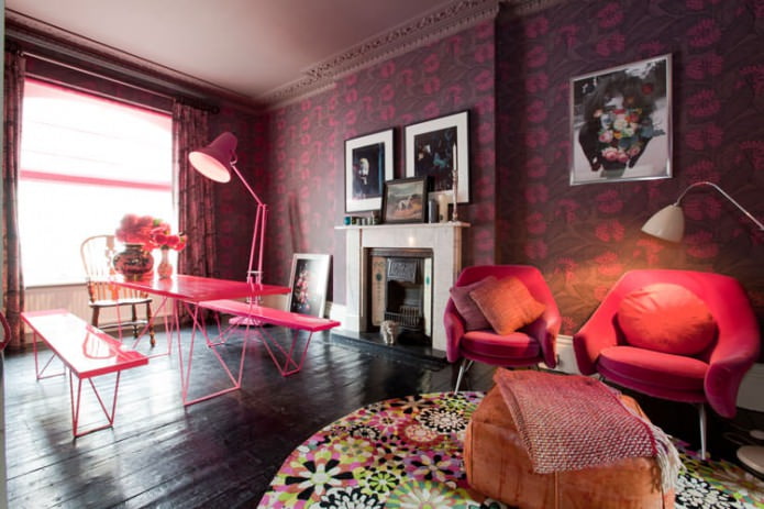 Розовый в дизайне гостиной комнаты