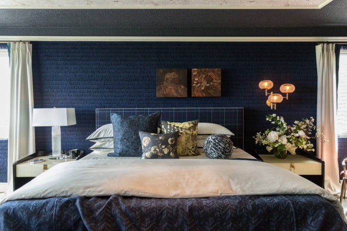 Спальня в темно-синем цвете