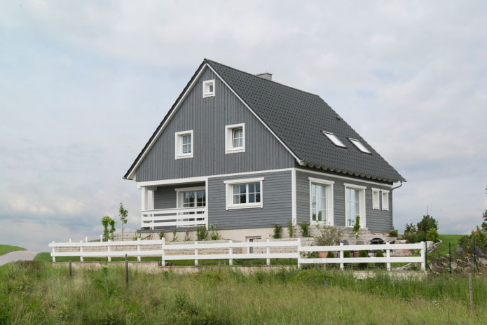 дом серого цвета в скандинавской стилистике