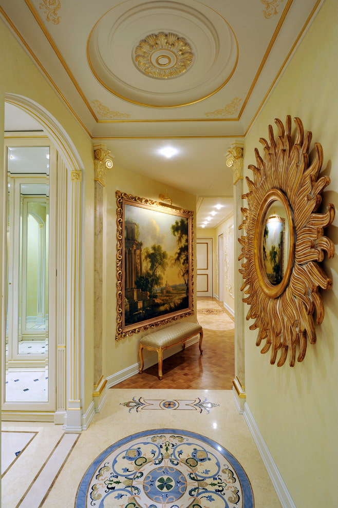 декоративное оформление коридора в стиле классика