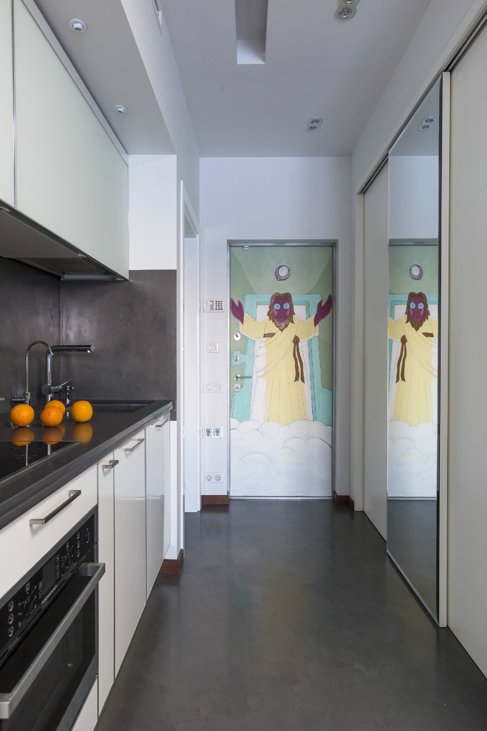 Кухня в дизайне двухкомнатной квартиры 43 кв. м.
