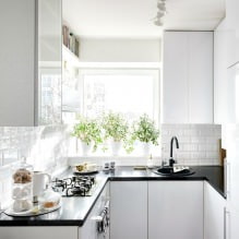 Дизайн белой кухни с черной столешницей: 80 лучших идей, фото в интерьере-24