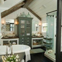 Дизайн ванной на мансарде: особенности отделки, цвет, стиль, выбор штор, 65 фото-12