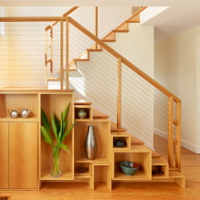 Шкаф под лестницей: виды, варианты наполнения, оригинальные идеи в частном доме-7