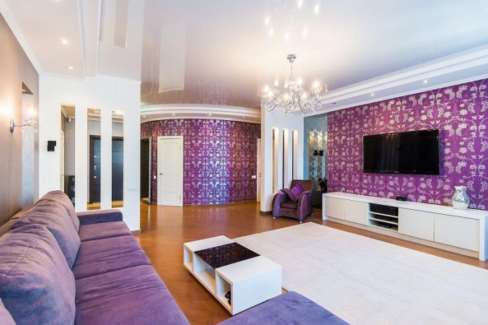 фиолетовые стены в гостиной