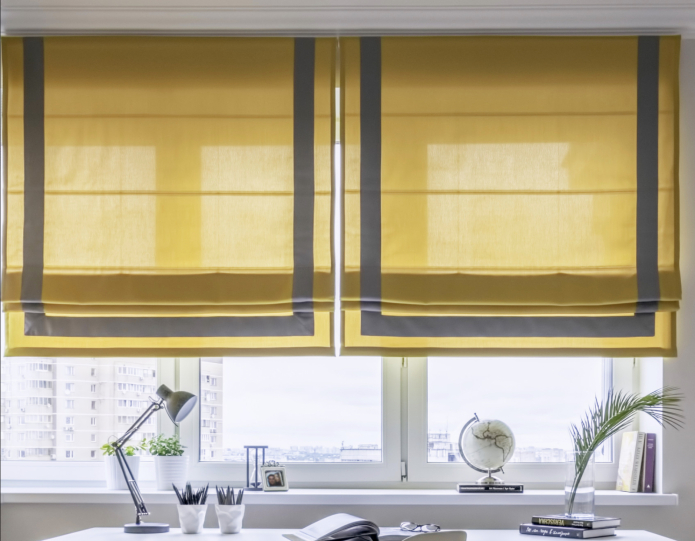 оформление окна римской шторой