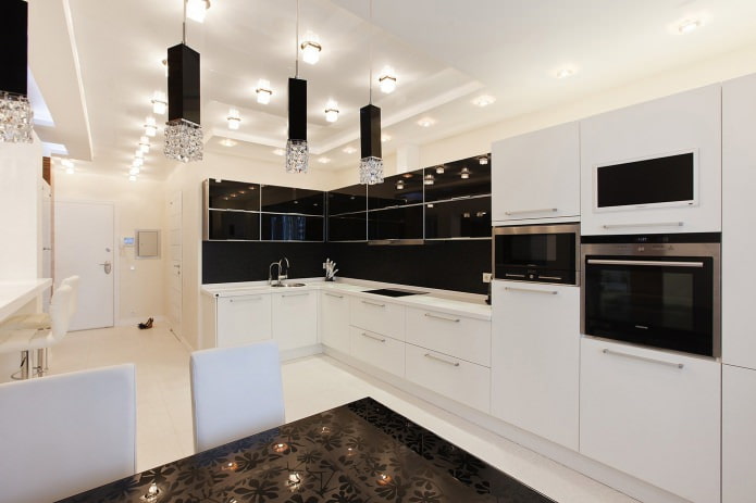 Черный гарнитур в интерьере в кухне: дизайн, выбор обоев, 90 фото - 32