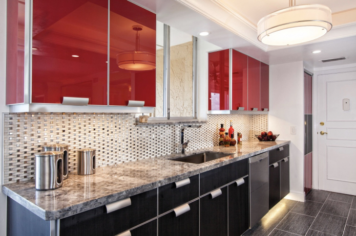 Современный черно-красный гарнитур