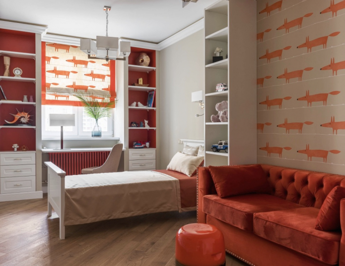 оранжевый диван