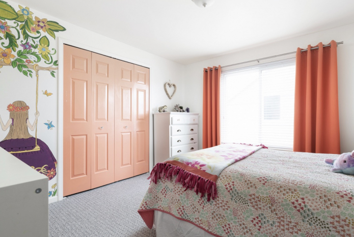 оранжевые шторы