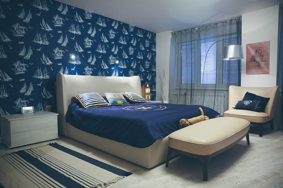 Синие ковры в интерьере спальни