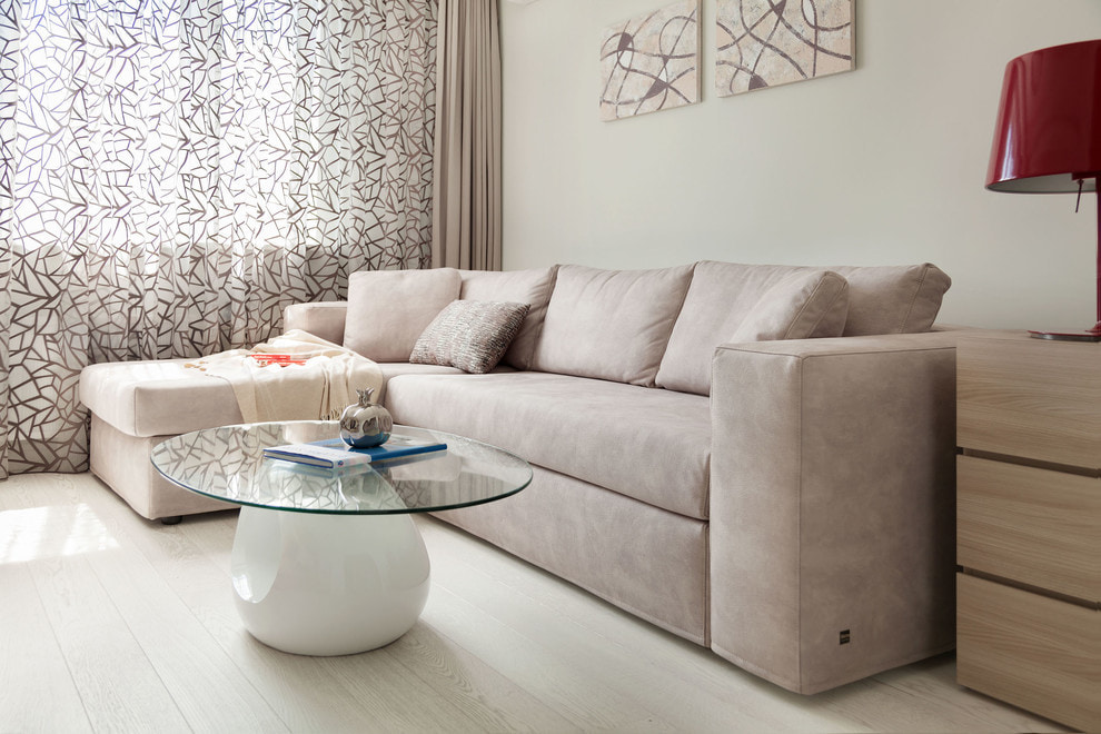 Светлый диван в интерьере: плюсы и минусы, материалы, формы, сочетания с другими цветами, 30+ фото