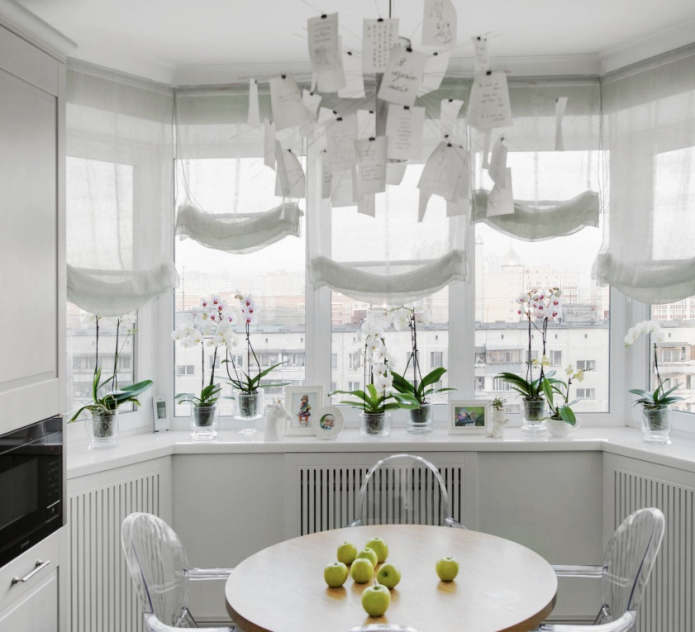 белая штора