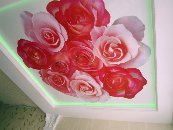 натяжное полотно с фотопечатью в виде розы
