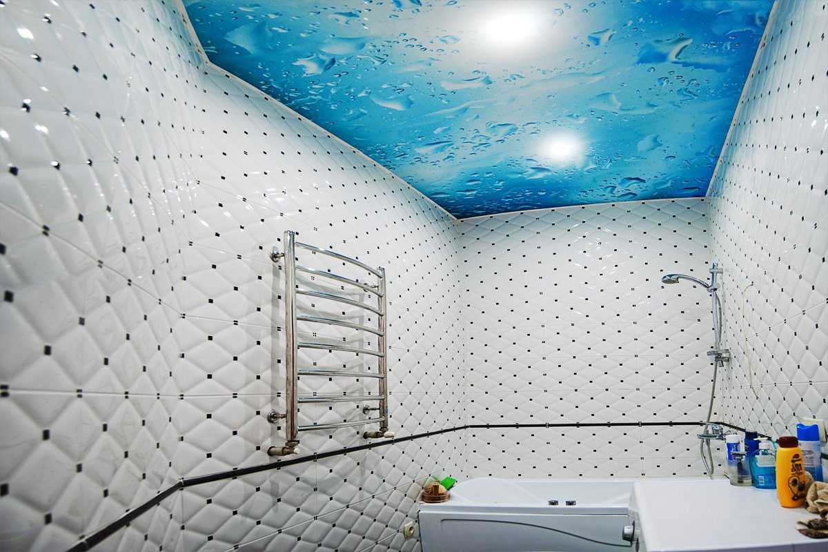 освещение потолка в ванной комнате дизайн