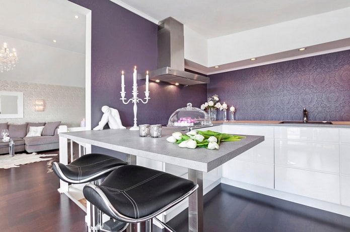 фиолетовые стены в интерьере кухни