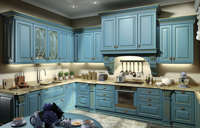 кухня в синих тонах в классическом стиле