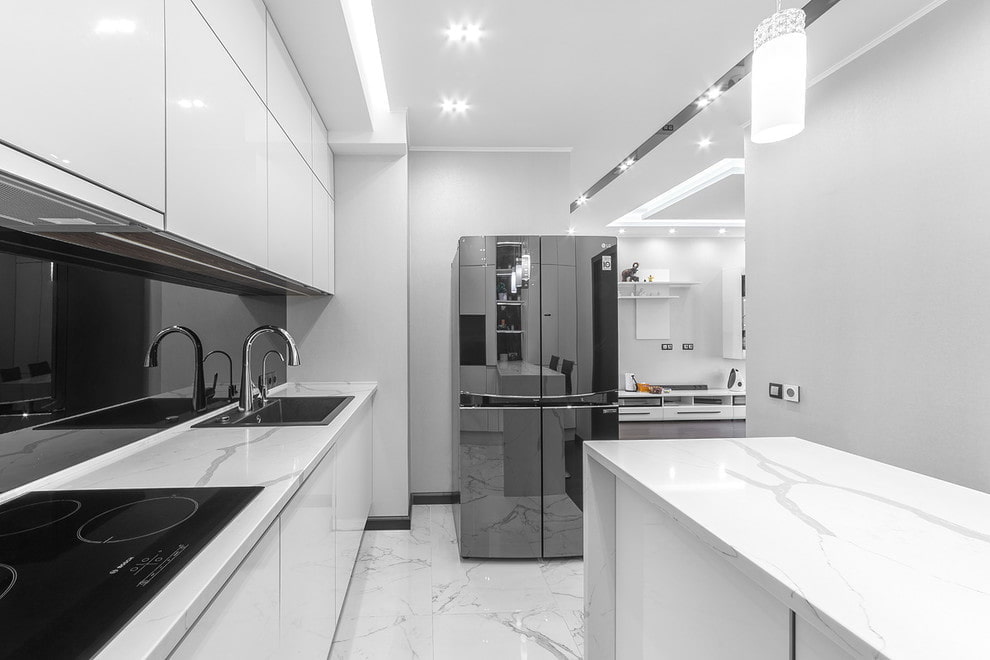 Белая Кухня Серый Холодильник Фото
