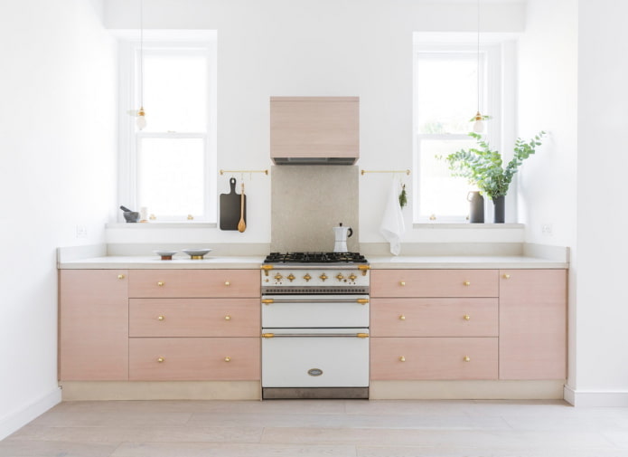 интерьер кухни в розовых тонах