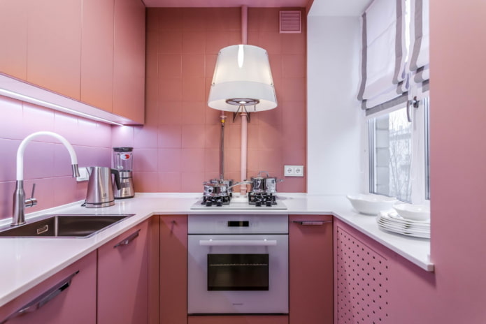 отделка кухни в розовых тонах