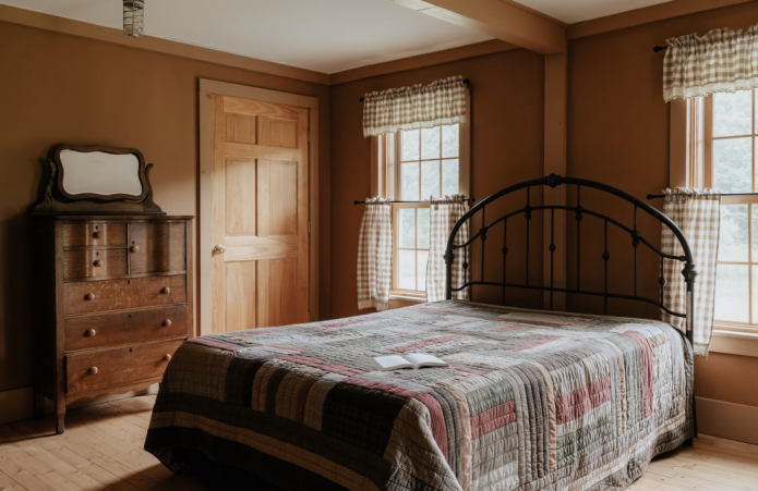 спальня в стиле рустик