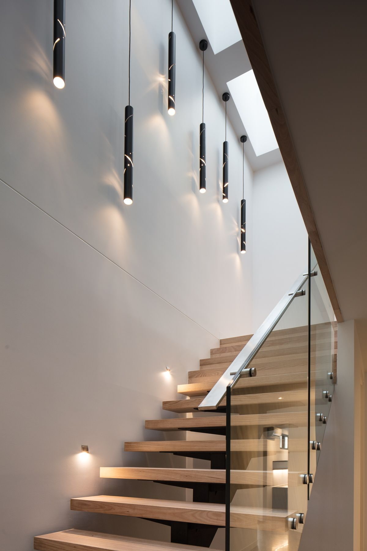 Лестницы для дома: материалы, стили и дизайнерские решения