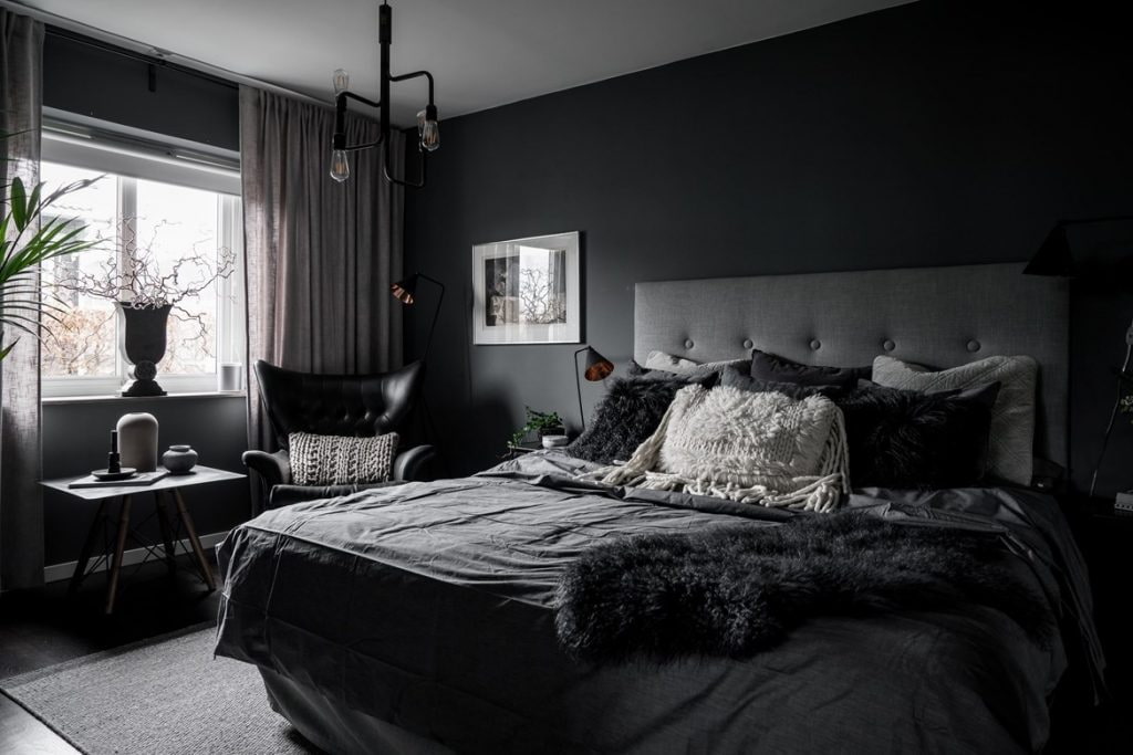 Интерьер спальни в современном стиле в темных тонах