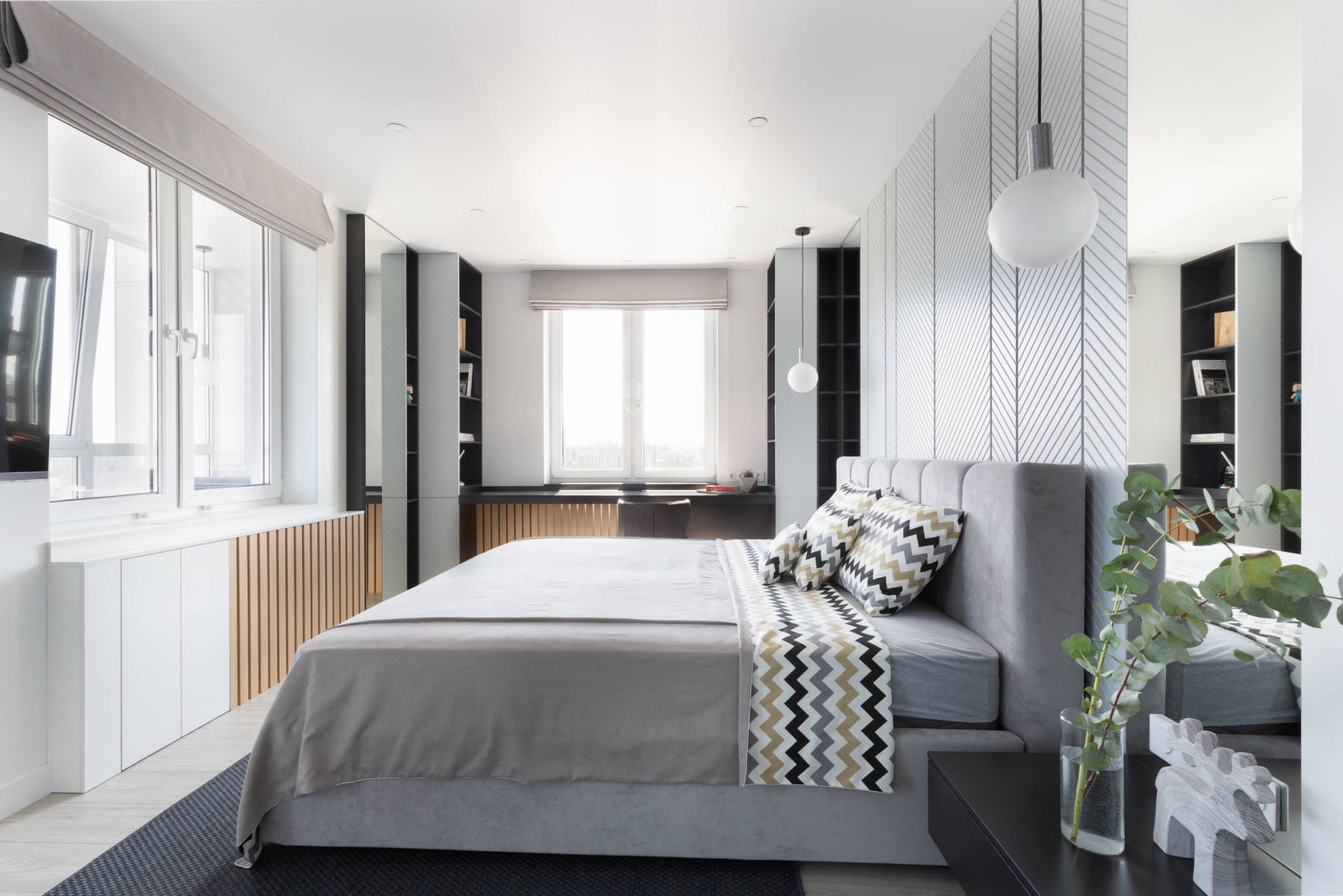 Спальня с балконом в скандинавском стиле