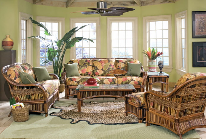 мебель из бамбука в гостиной