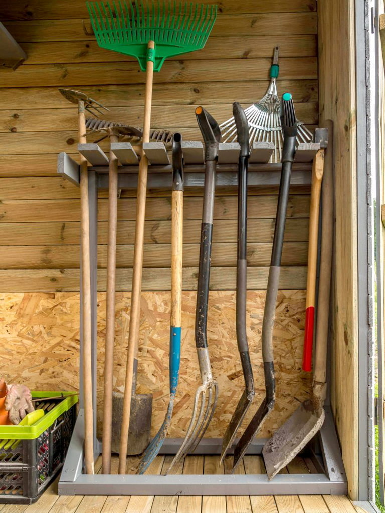 Лучшие садовые инструменты: какие должны быть и как сделать