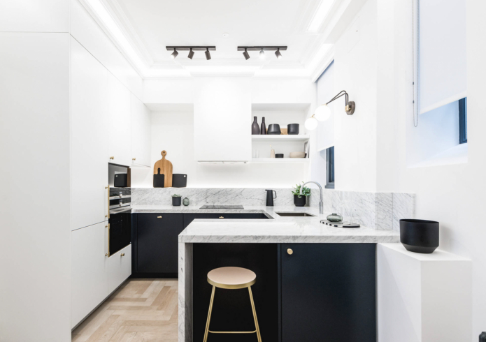 полуостров на кухне