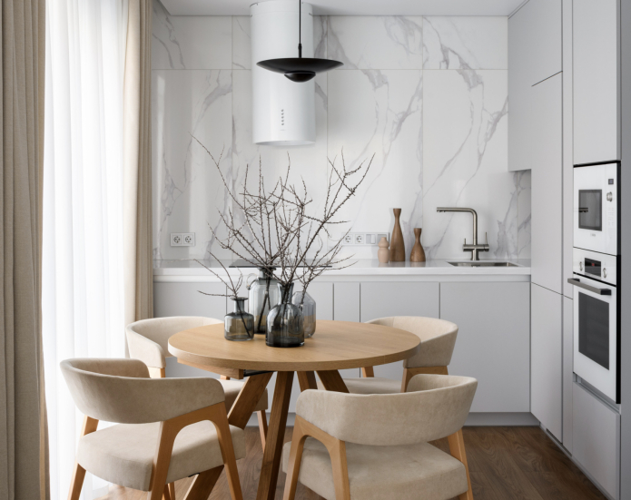 квадратная кухня