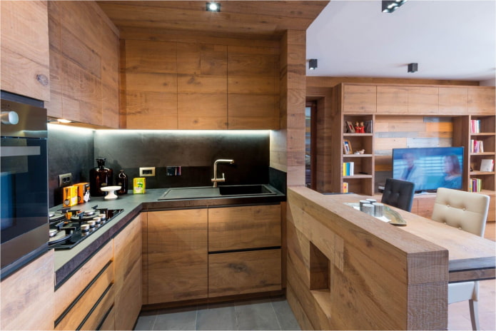 деревянная кухня в студии