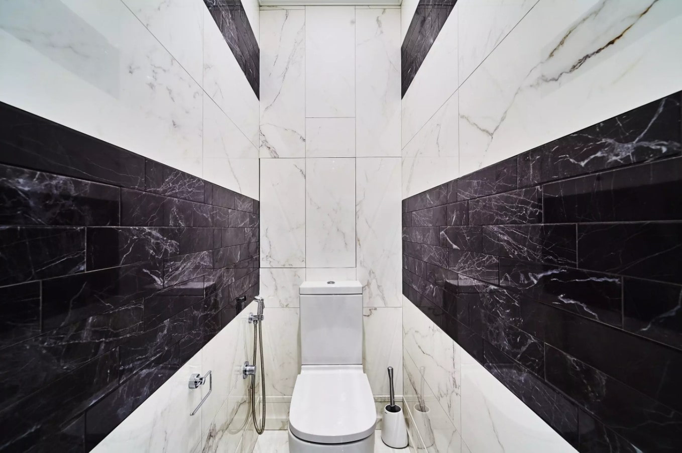 Черно белый туалет дизайн фото