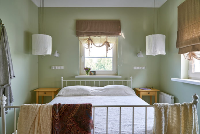 Римские шторы в спальне