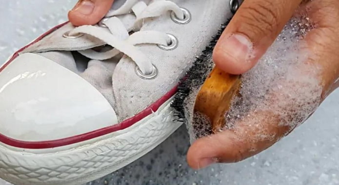 чистка обуви