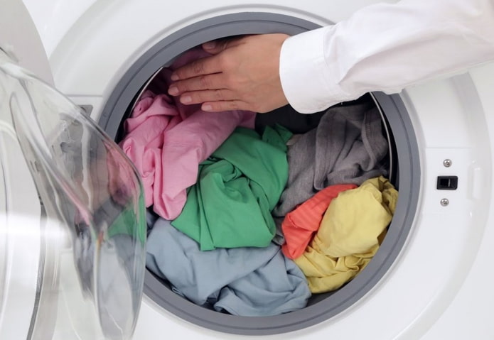 Правильная загрузка белья в стиральную машину