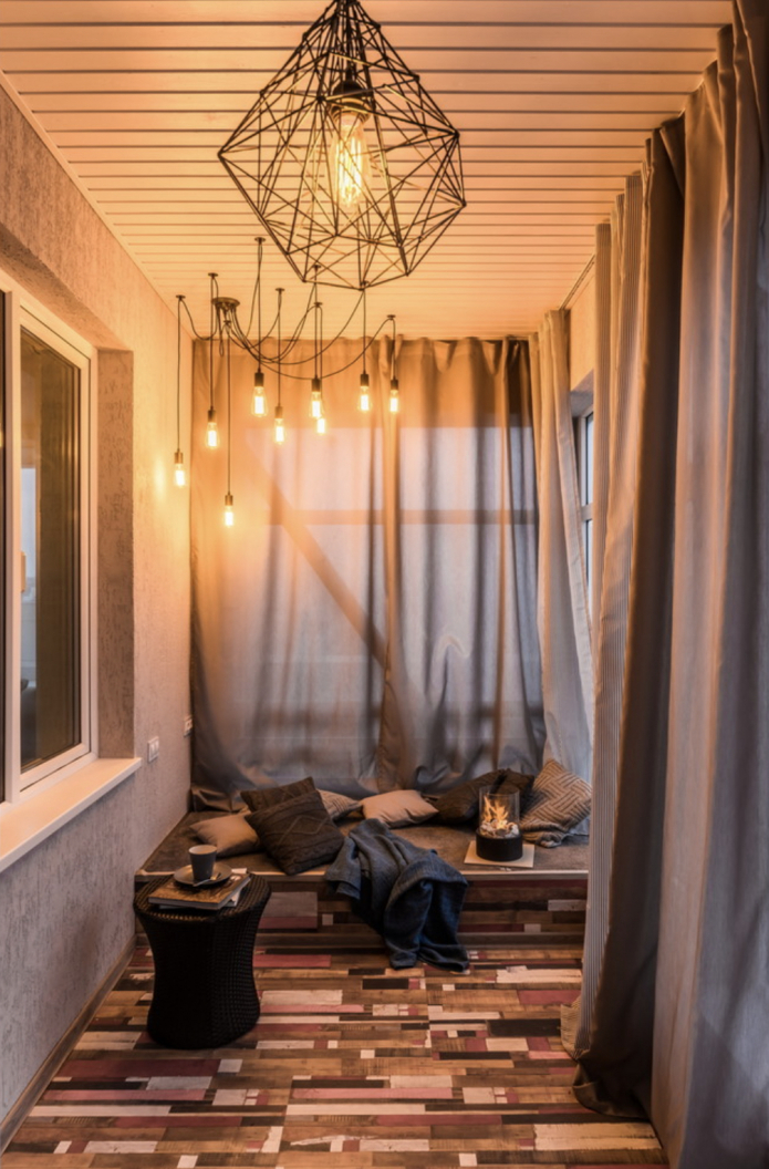 Освещение балкона