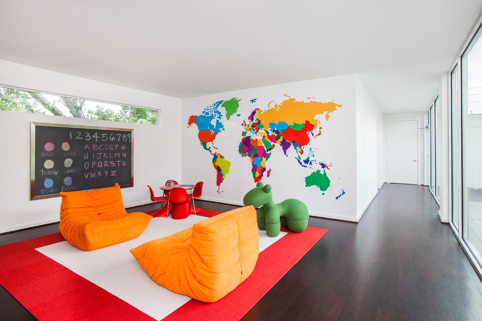 Деревянная карта мира в интерьере гостиной (94 фото)