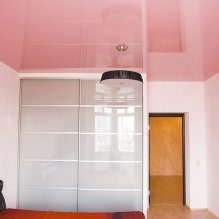 Натяжные потолки в спальне: 60 современных вариантов, фото в интерьере-24