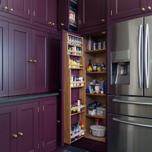 Фиолетовый гарнитур на кухне: дизайн, сочетания, выбор стиля, обоев и штор-6
