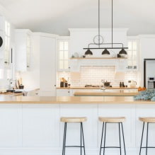Белая кухня с деревянной столешницей: 60 современных фото и вариантов дизайна-10