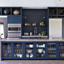 Фото дизайна кухни с синим гарнитуром-5