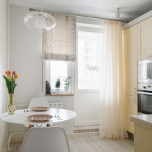 Шторы на кухню с балконной дверью – варианты современного оформления-3