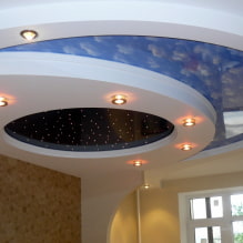 Комбинированные гипсокартонные и натяжные потолки: дизайн, сочетания по цвету, фото в интерьере-6