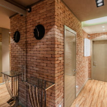 Стены в прихожей: виды отделки, цвет, дизайн и декор, идеи для маленького коридора-4