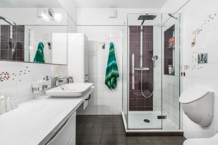 Дизайн ванной комнаты с душевой кабиной: фото в интерьере, варианты обустройства