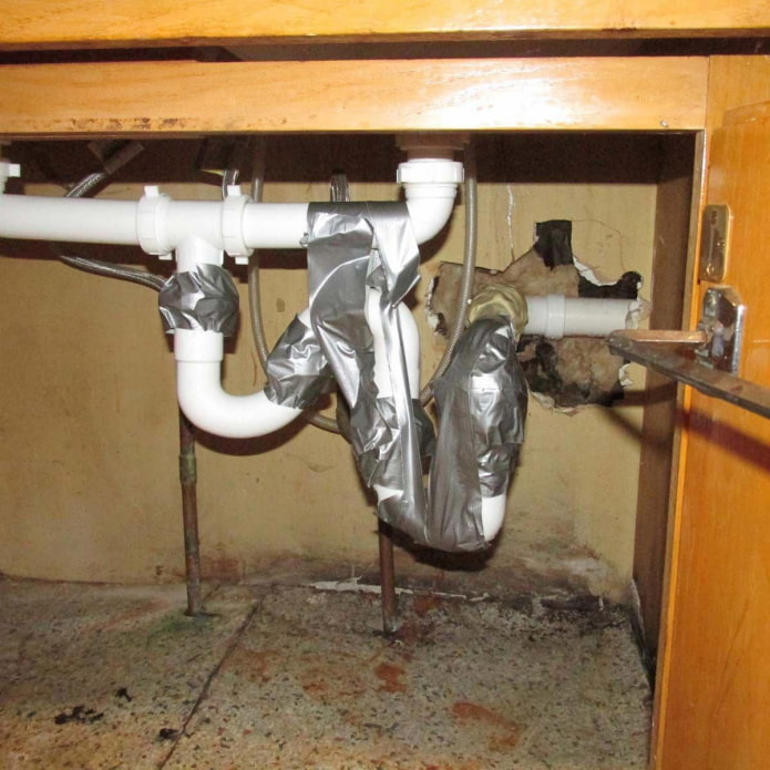 7 ошибок при монтаже канализации в частном доме